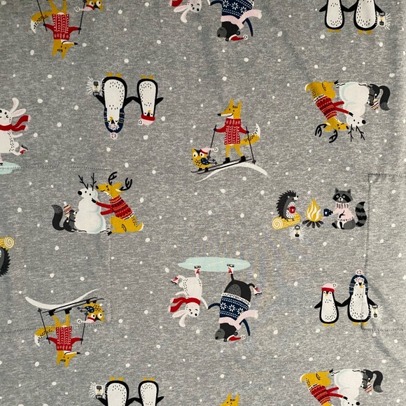 Secret Treasures Women's Penguin Holiday Sleep Shirt Size S-M - Picture 8 of 12